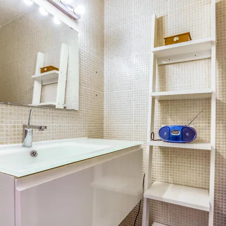 Le Della By Interhome