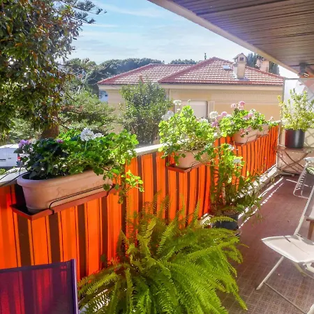 公寓 Le Della By Interhome 尼斯