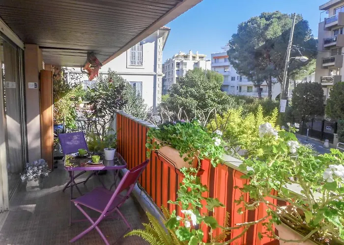 Apartment Le Della By Interhome Nizza