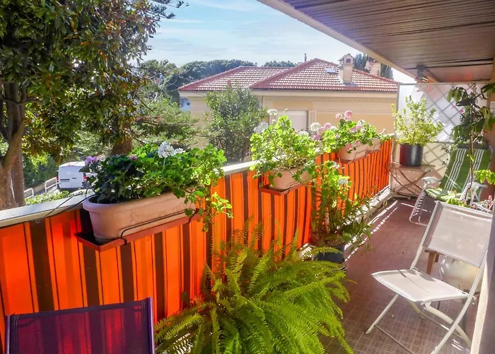 Apartment Le Della By Interhome Nizza